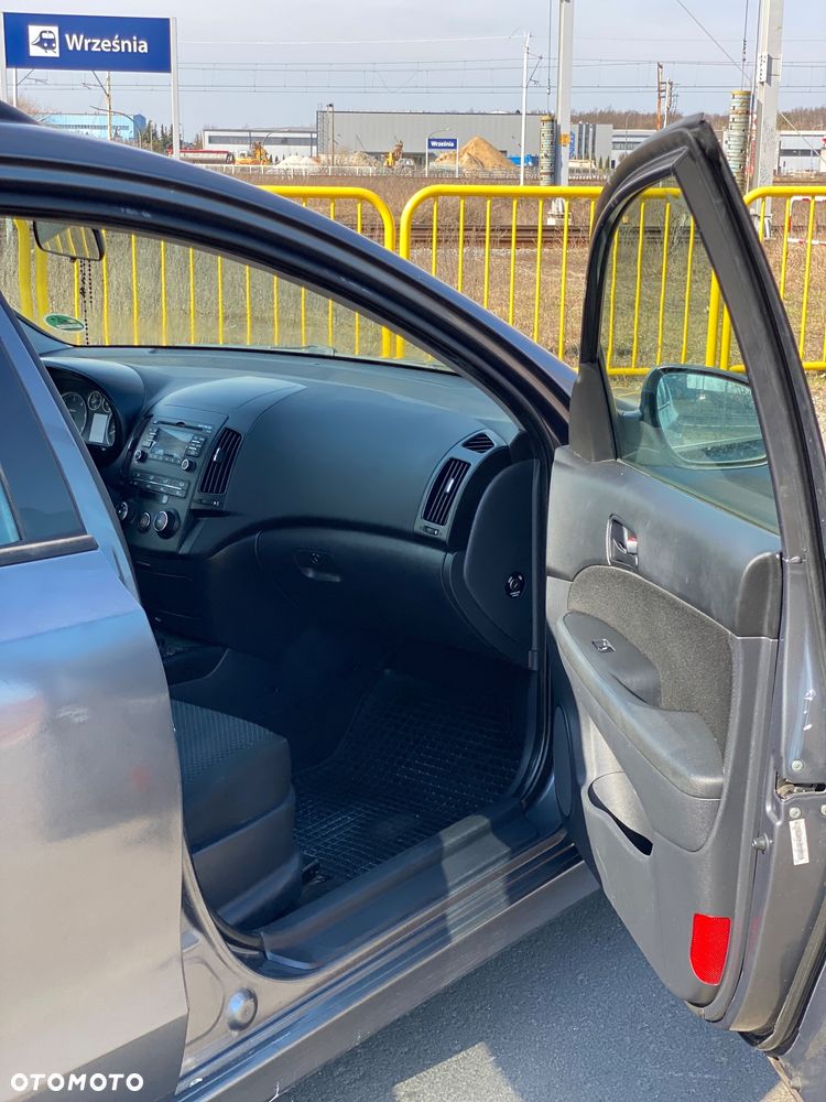 Hyundai i30 1.6 CRDi Base - 16