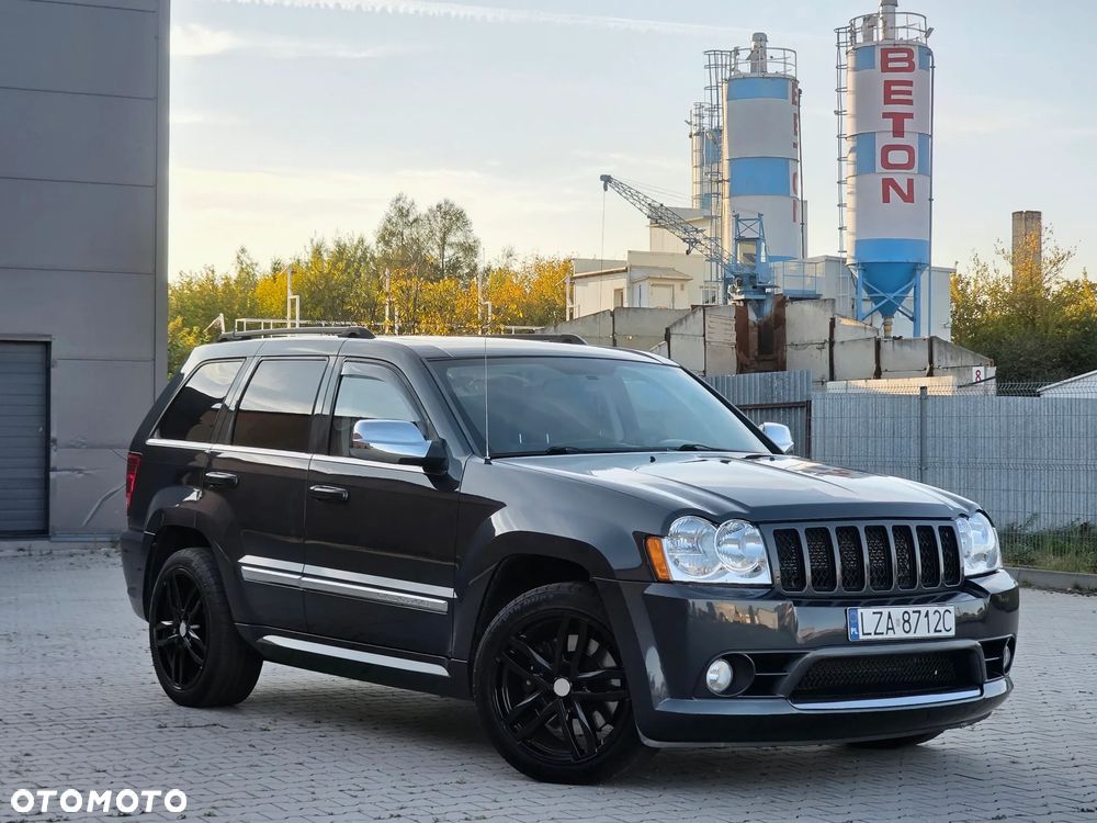 Jeep Grand Cherokee - 8