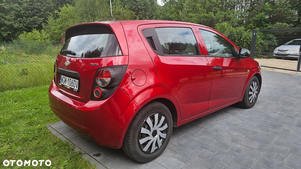 Chevrolet Aveo 1.2 LS - 4