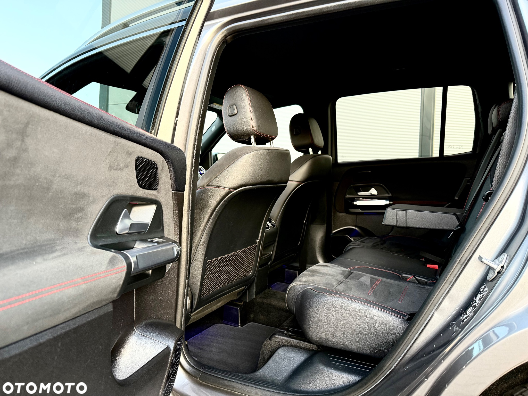 Mercedes-Benz GLB 200 d 8G-DCT AMG Line - 28