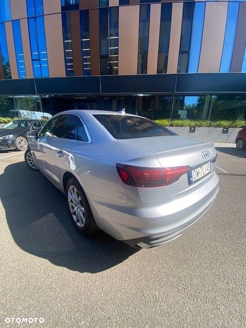 Audi A4 Limousine - 5