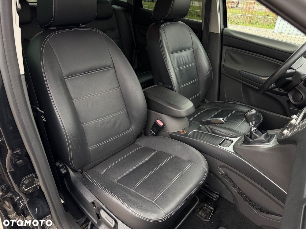 Ford Kuga 2.0 TDCi 4WD Titanium - 34