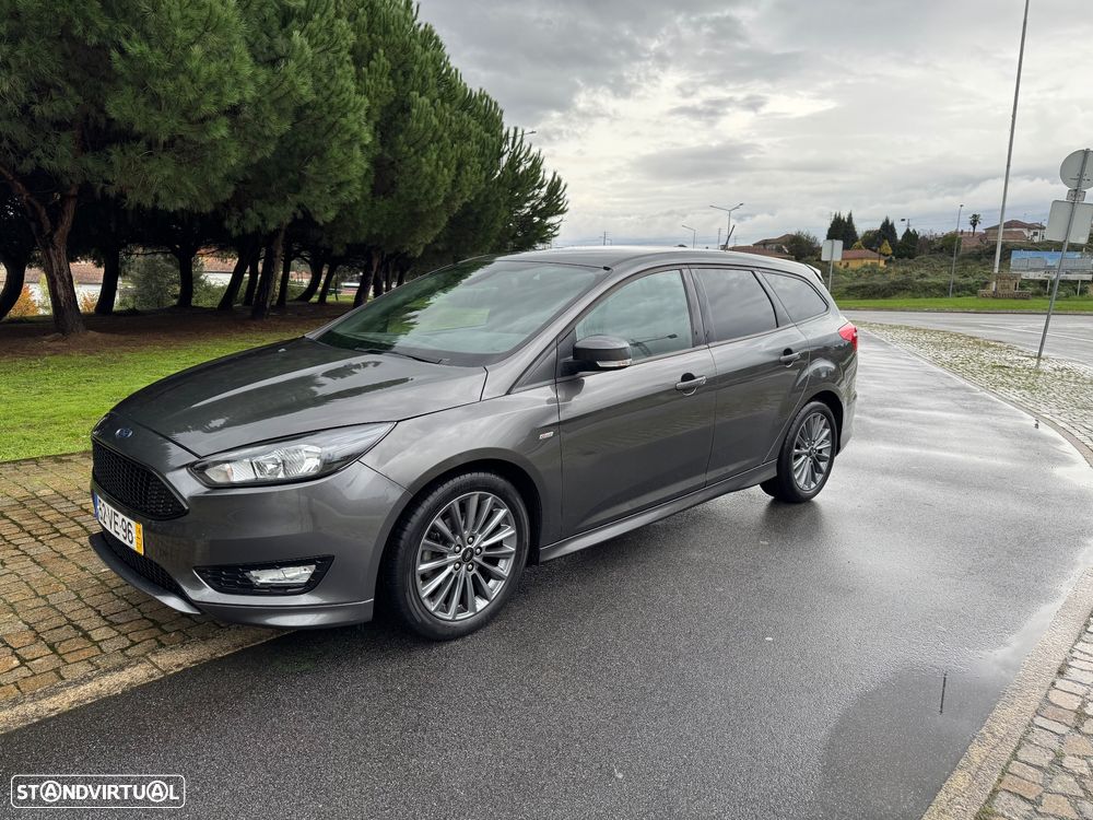 Ford Focus SW 1.5 TDCi EcoBlue ST-Line - 16