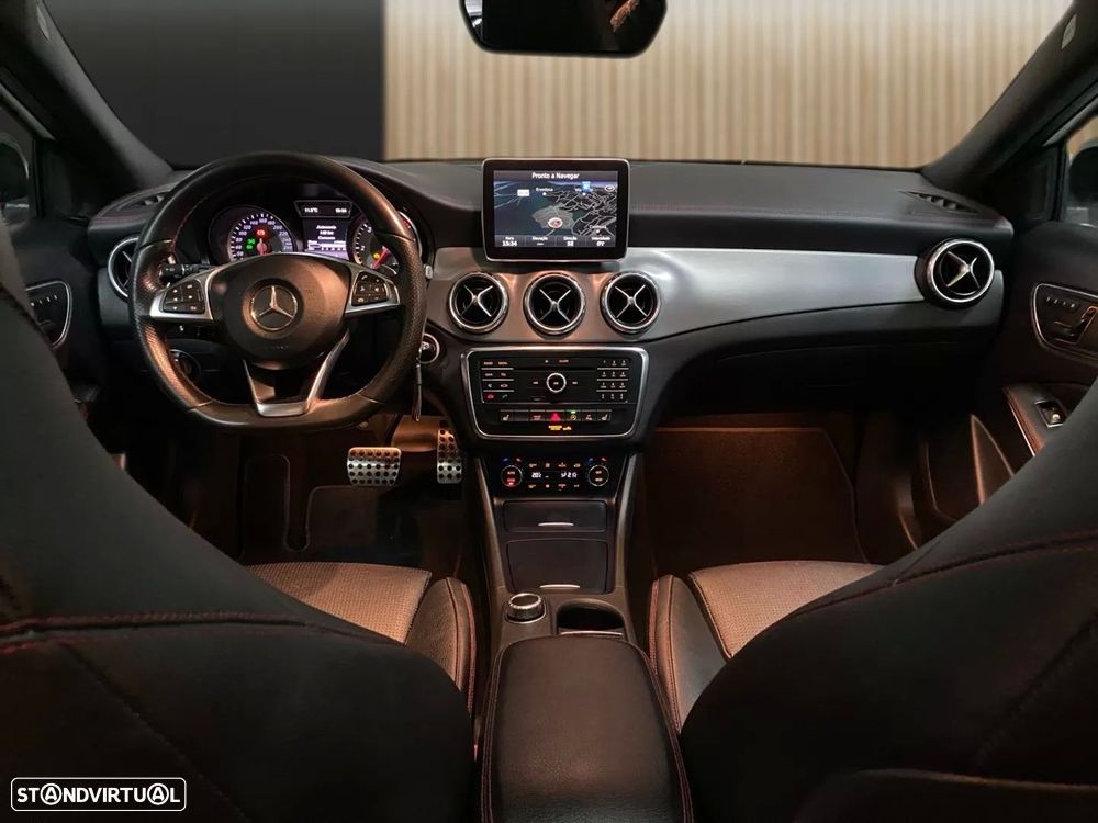 Mercedes-Benz GLA 180 d 7G-DCT AMG Line - 8