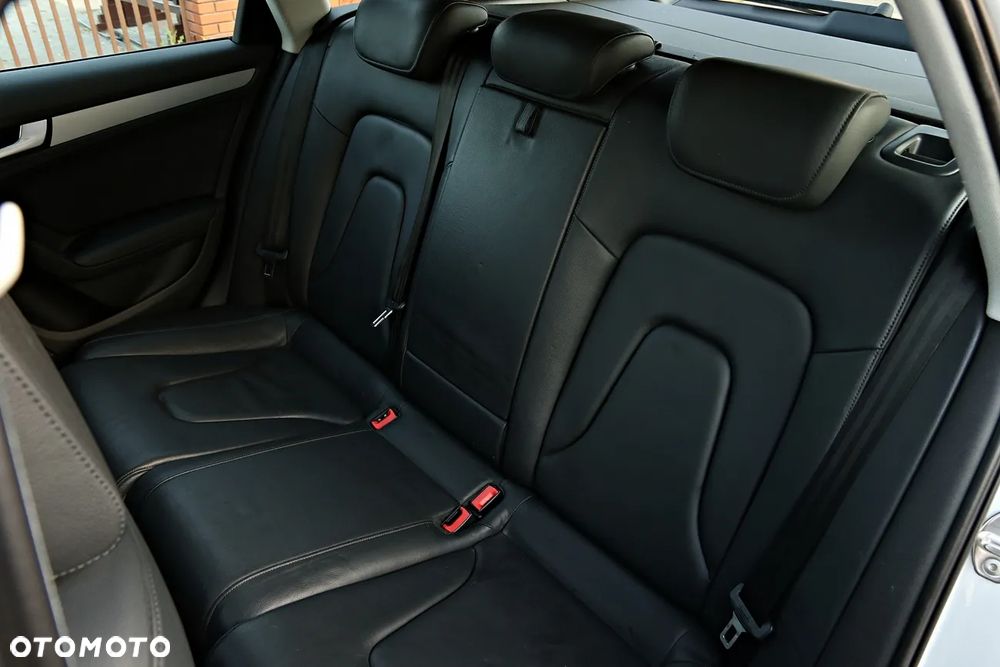 Audi A4 Allroad 2.0 TDI Quattro - 35