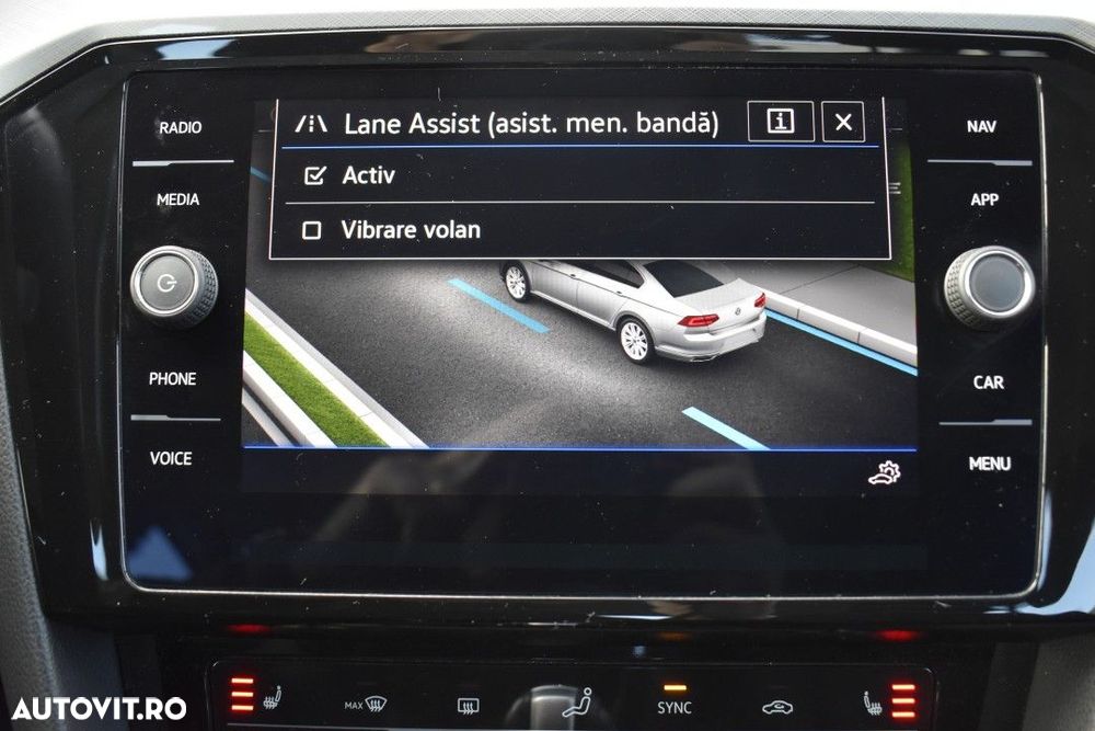 Volkswagen Passat 2.0 TDI DSG Comfortline - 21
