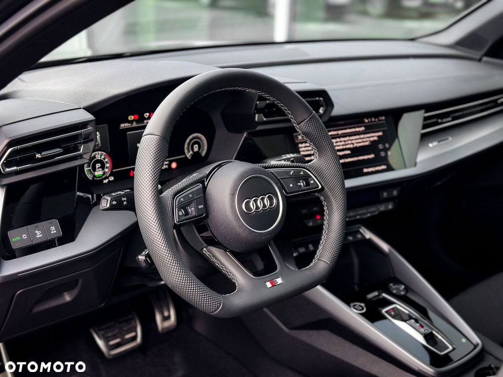 Audi A3 Sportback - 13