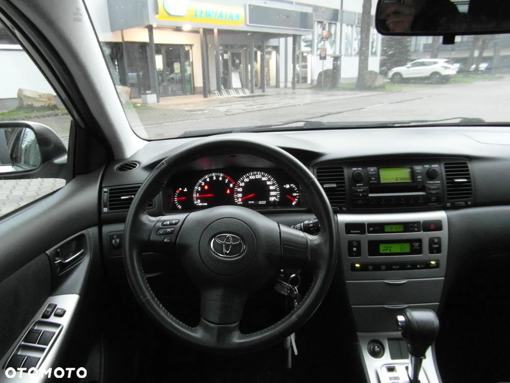 Toyota Corolla 1.6 VVT-i Automatik Edition - 21