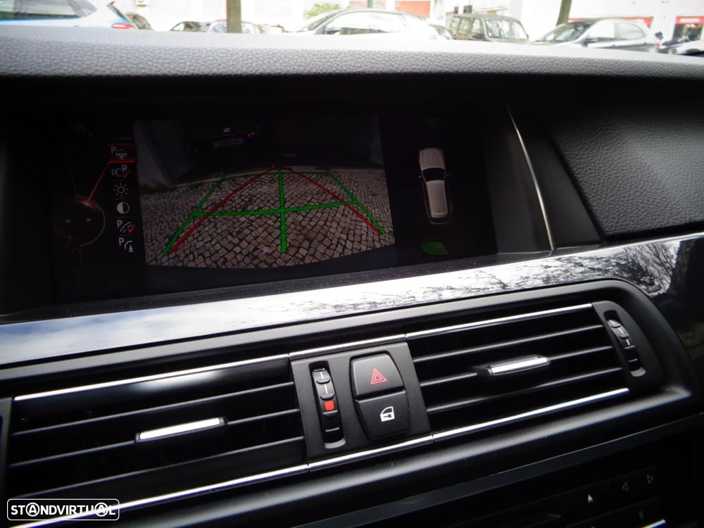 BMW 520 d Pack M Auto - 31