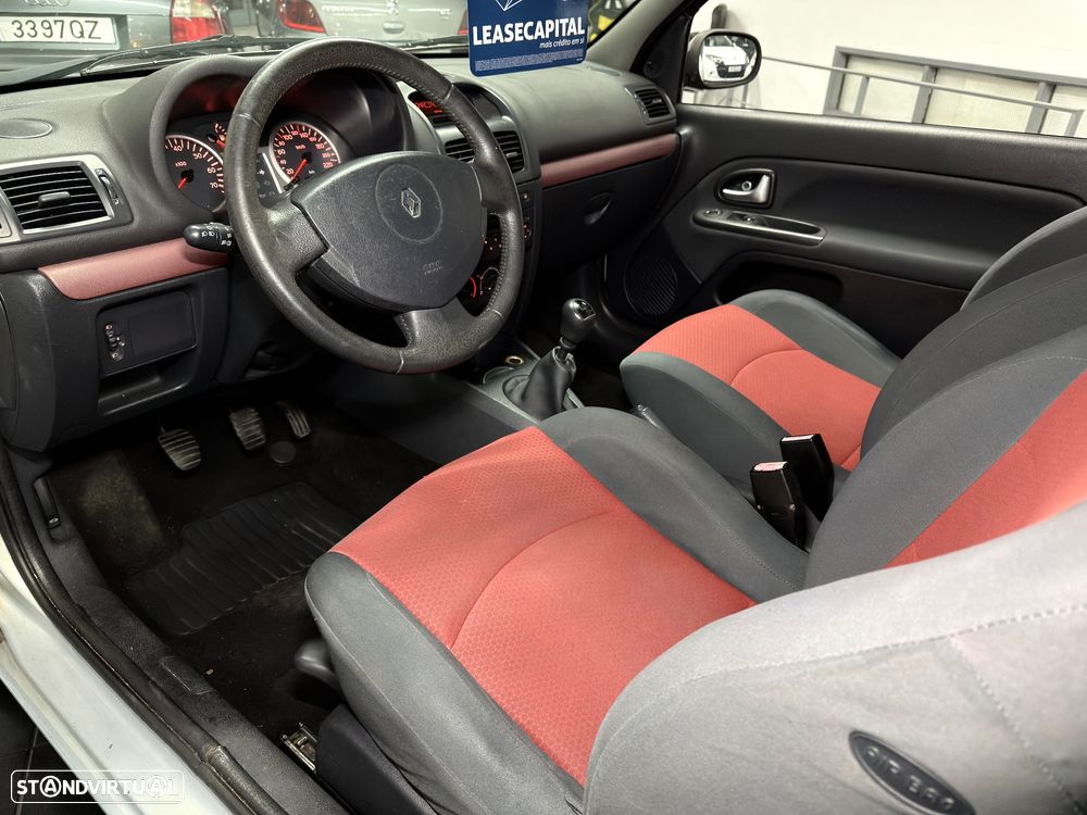 Renault Clio 1.2 16V Billabong - 12