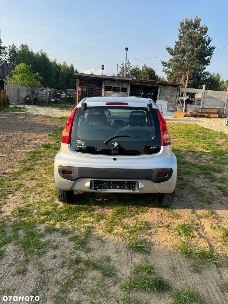 Peugeot 107 1.0 Trendy - 6