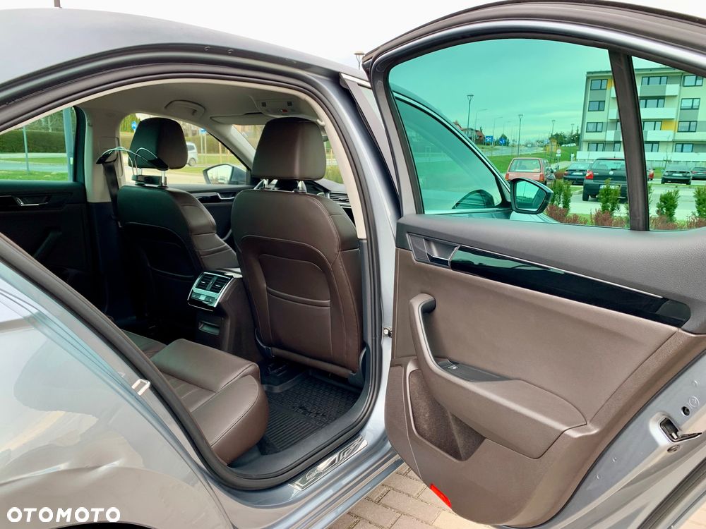 Skoda Superb 2.0 TDI L&K DSG - 15
