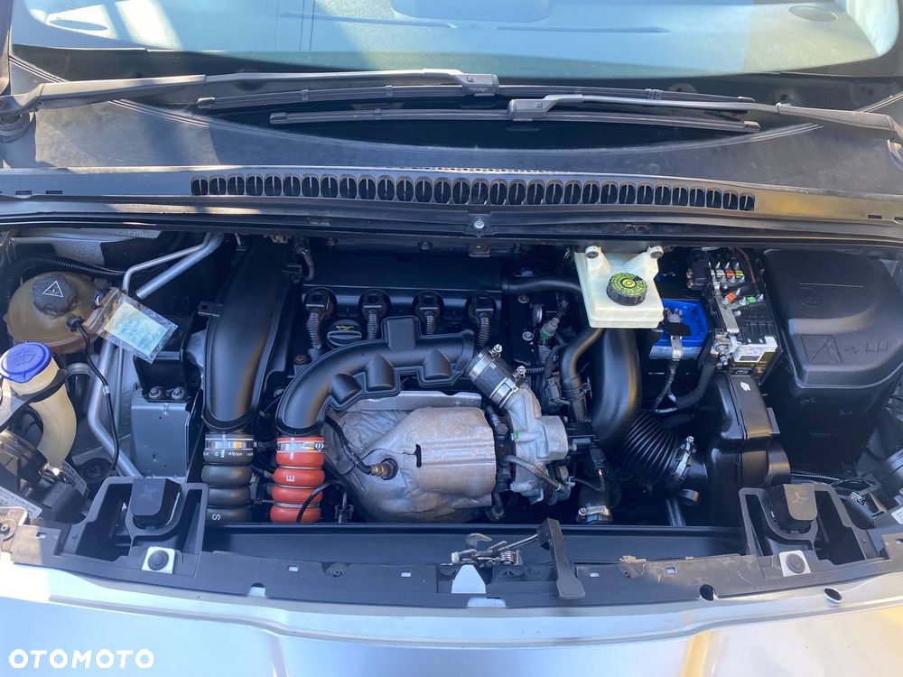 Peugeot 5008 155 THP Platinum - 32