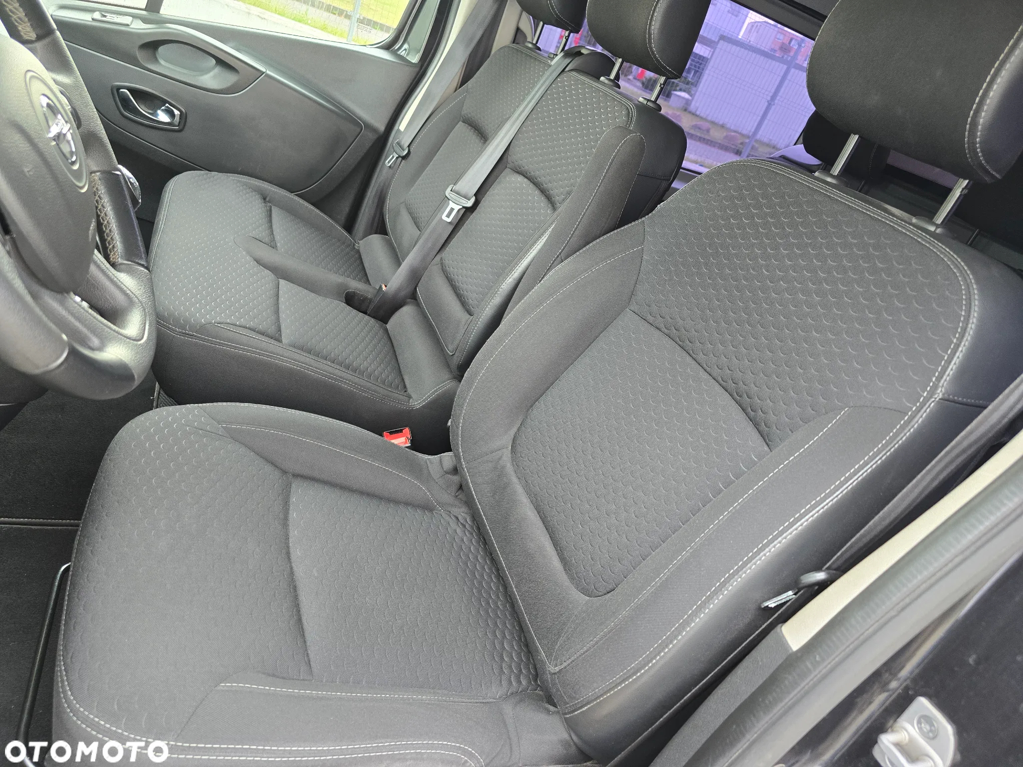 Opel Vivaro L2H1 2,9t Elegance - 20