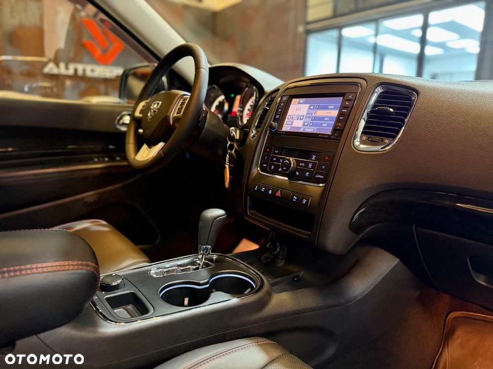 Dodge Durango 5.7 HEMI - 26