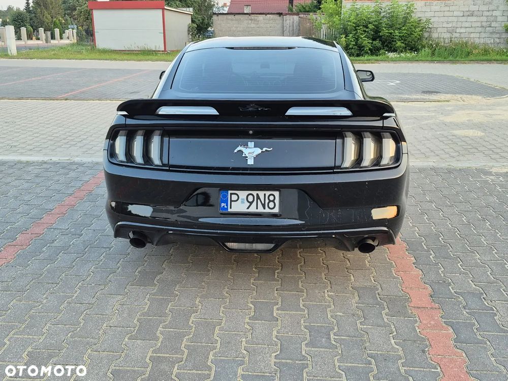 Ford Mustang 3.7 V6 - 9