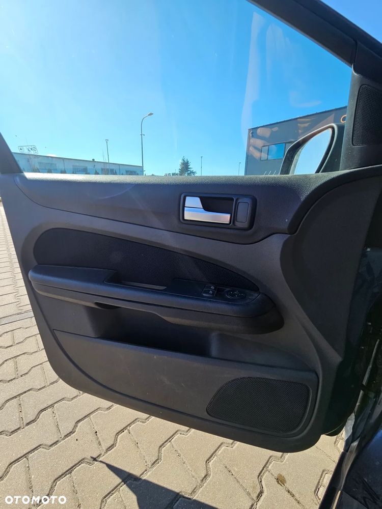 Ford Focus - 4