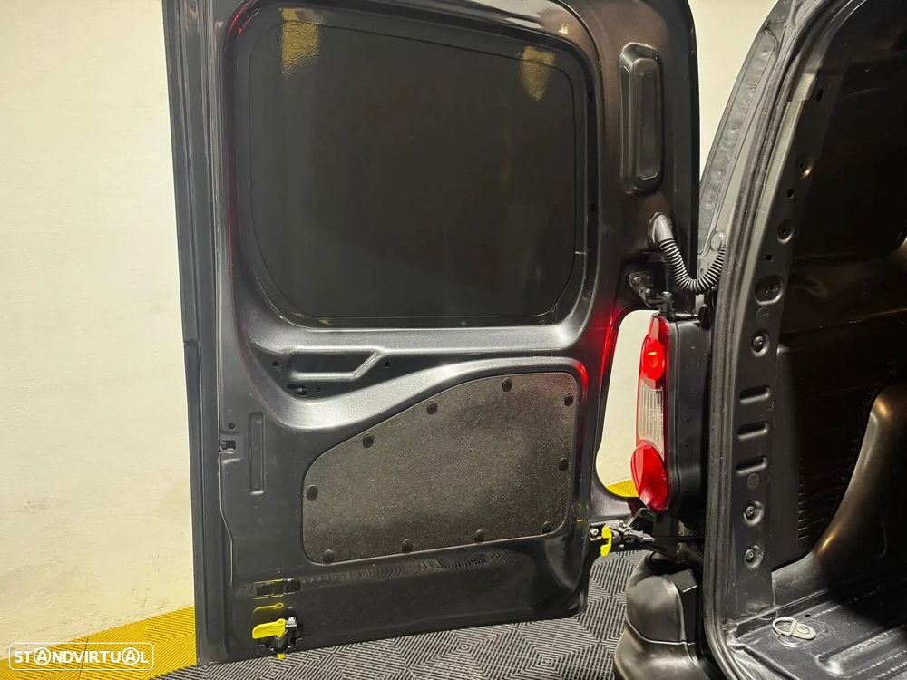 Citroën Berlingo 1.6 BlueHDi XTR - 16