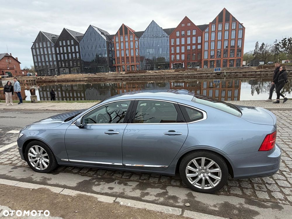 Volvo S90 D5 SCR AWD Inscription - 4