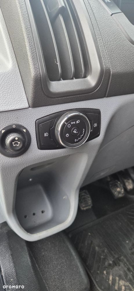 Ford TRANSIT - 23