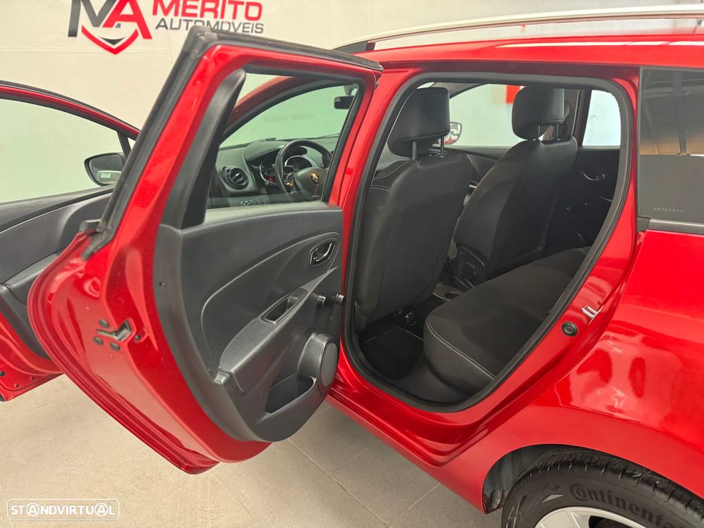 Renault Clio Sport Tourer Energy dCi 90 Start & Stop Luxe - 23