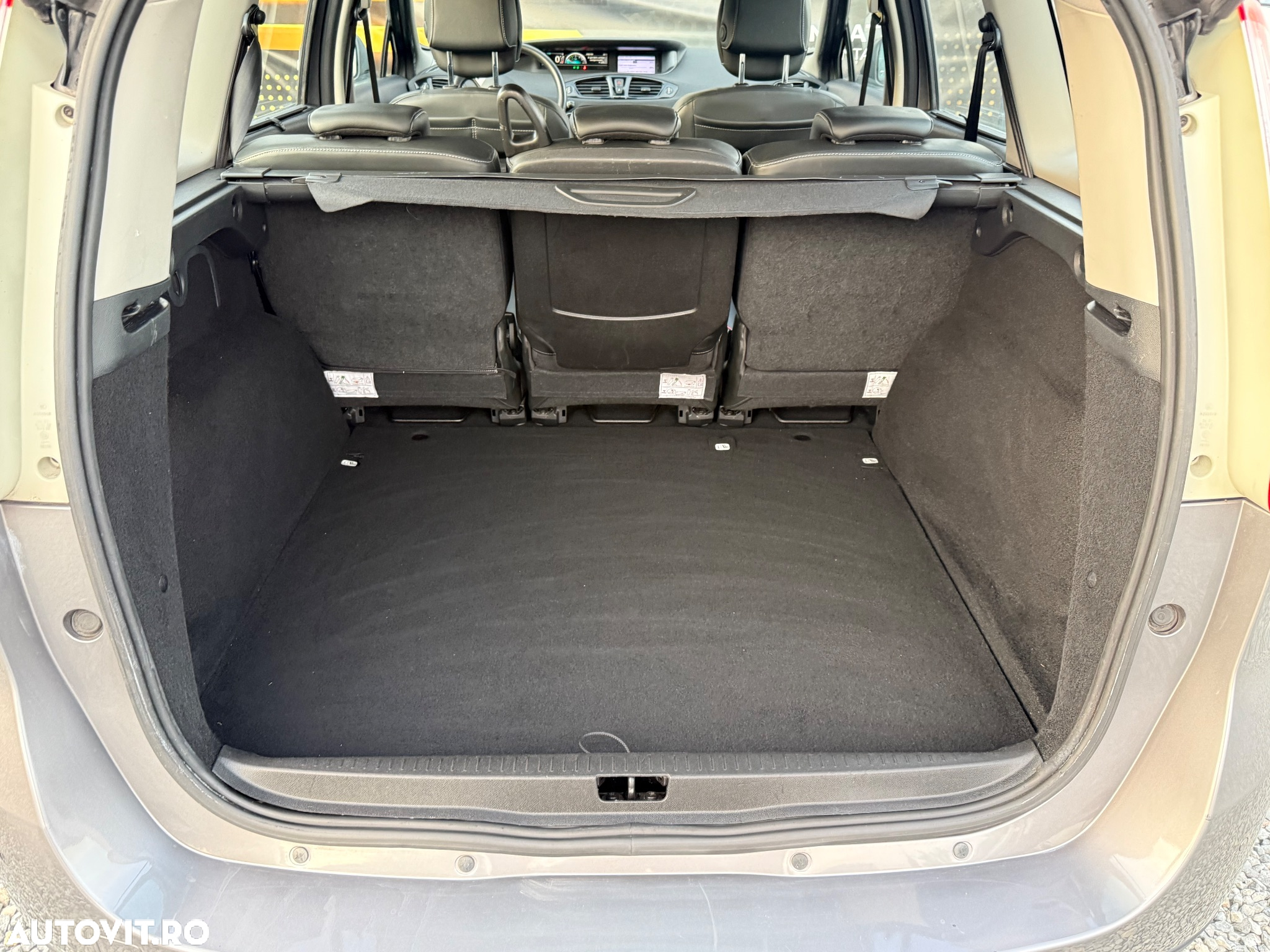 Renault Grand Scenic 1.5 dCi EDC Privilege - 17
