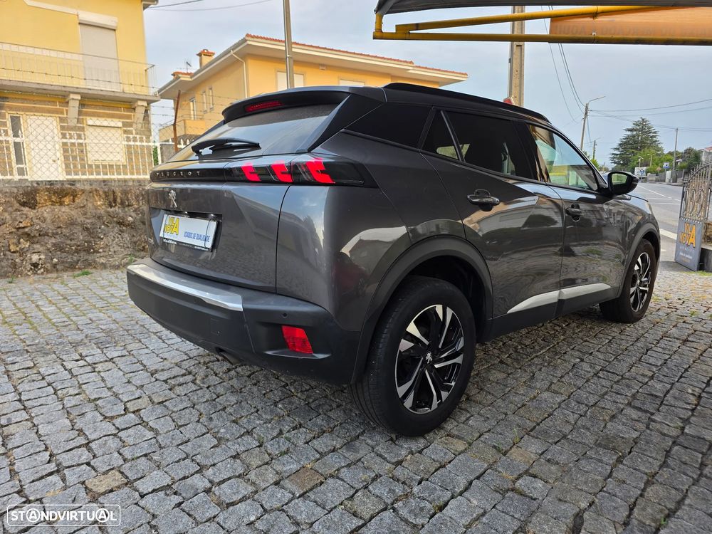 Peugeot 2008 1.2 PureTech Allure Pack - 4