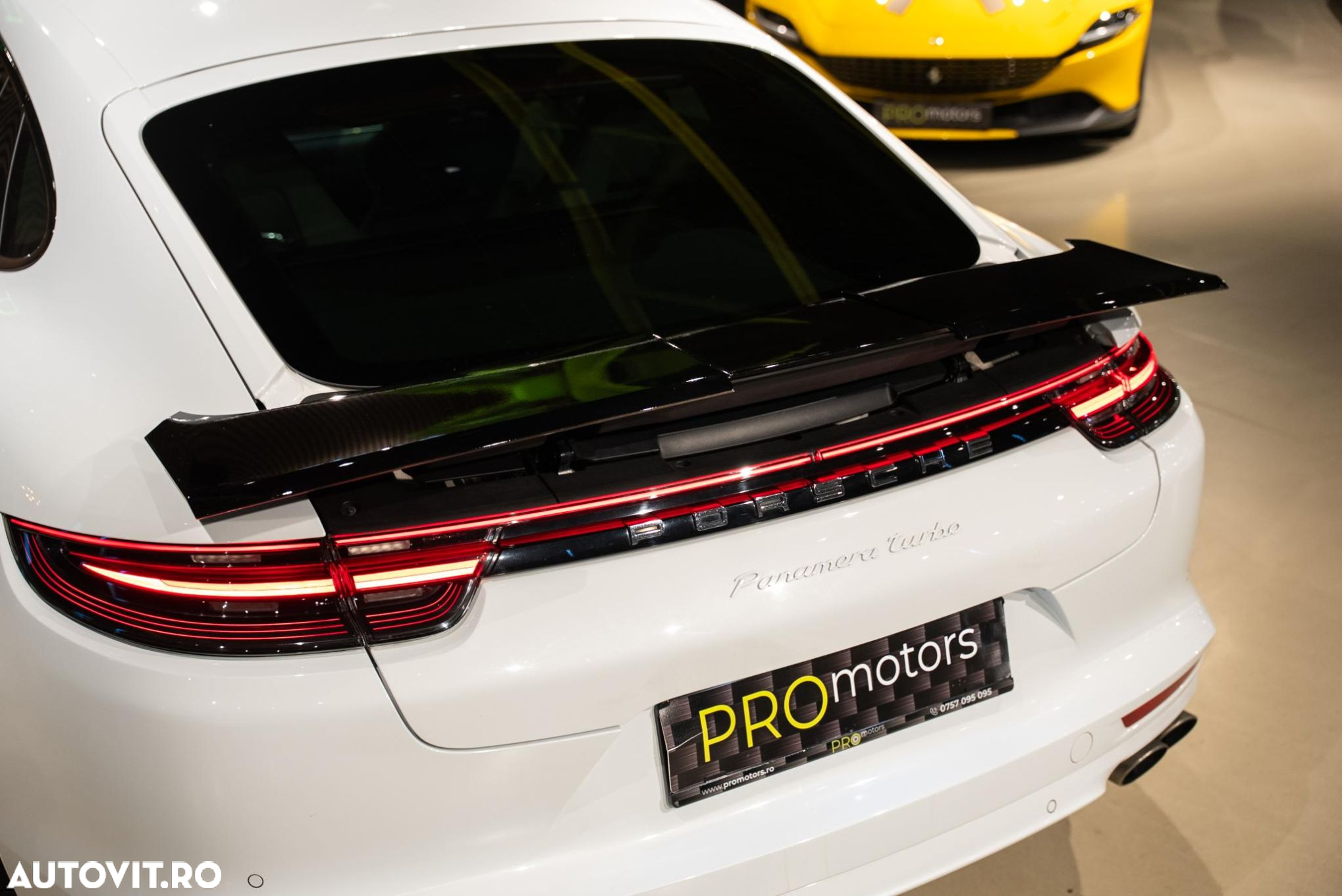 Porsche Panamera - 13
