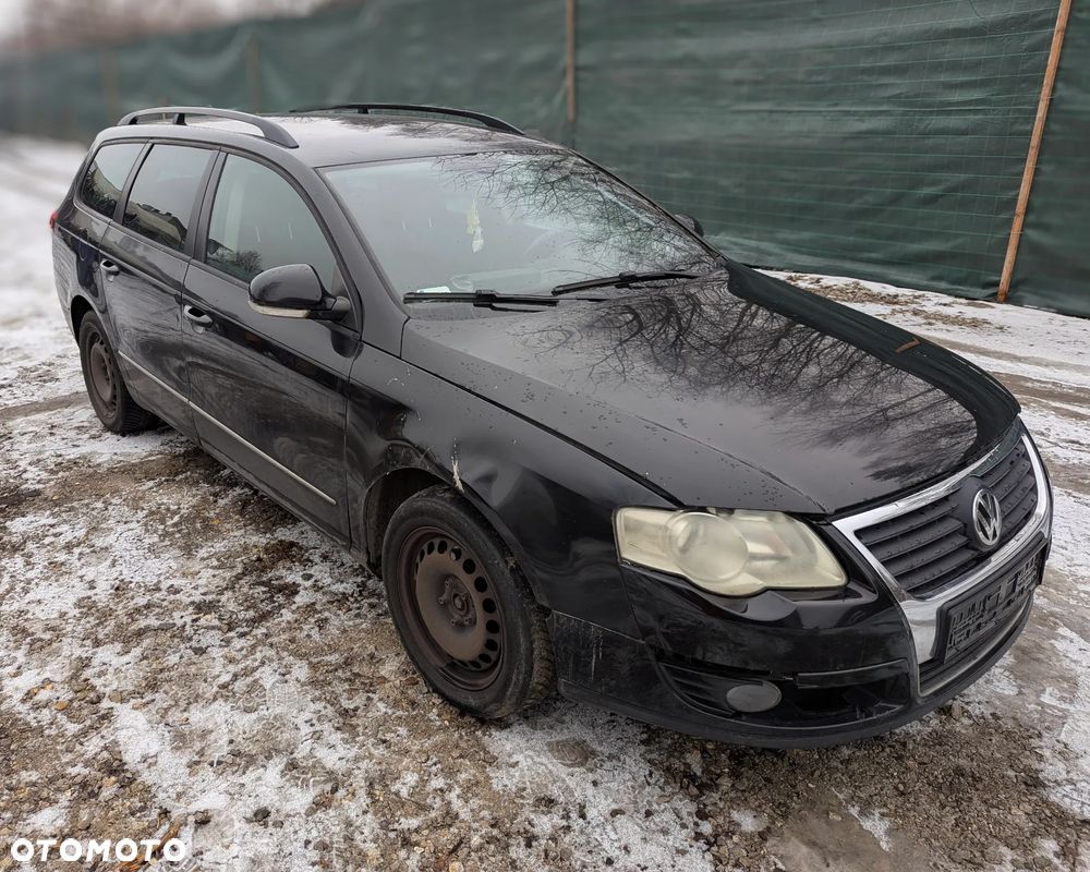 VW Passat B6 kombi 2.0 BMP L041 na części - 1