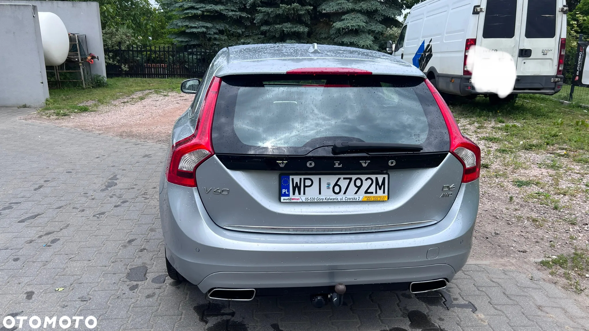 Volvo V60 D6 AWD Plug-in Hybrid Summum - 3