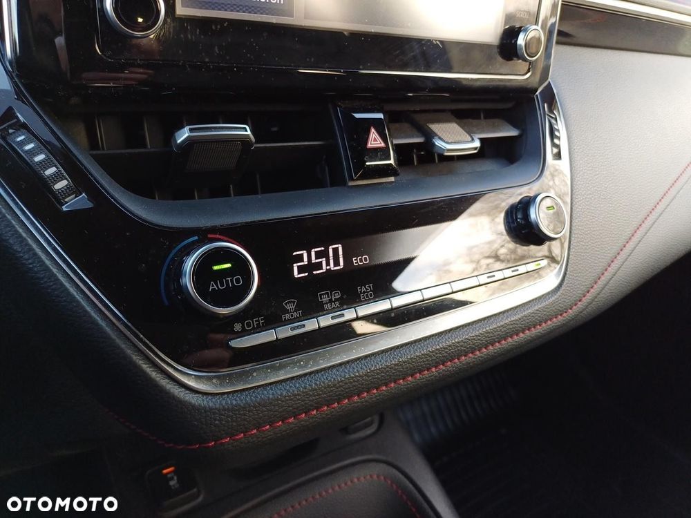 Toyota Corolla 1.8 Hybrid GPF Executive - 25