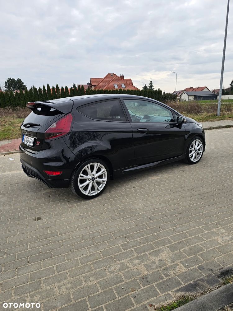 Ford Fiesta 1.0 EcoBoost STart-Stop ST-LINE - 6