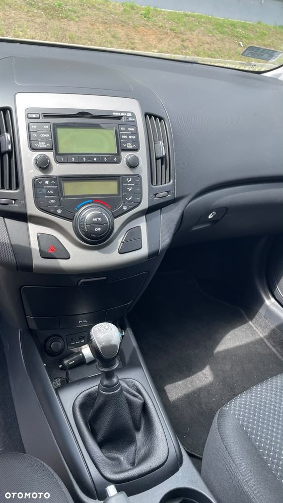 Hyundai i30 1.6 CRDi Classic EU5 - 5