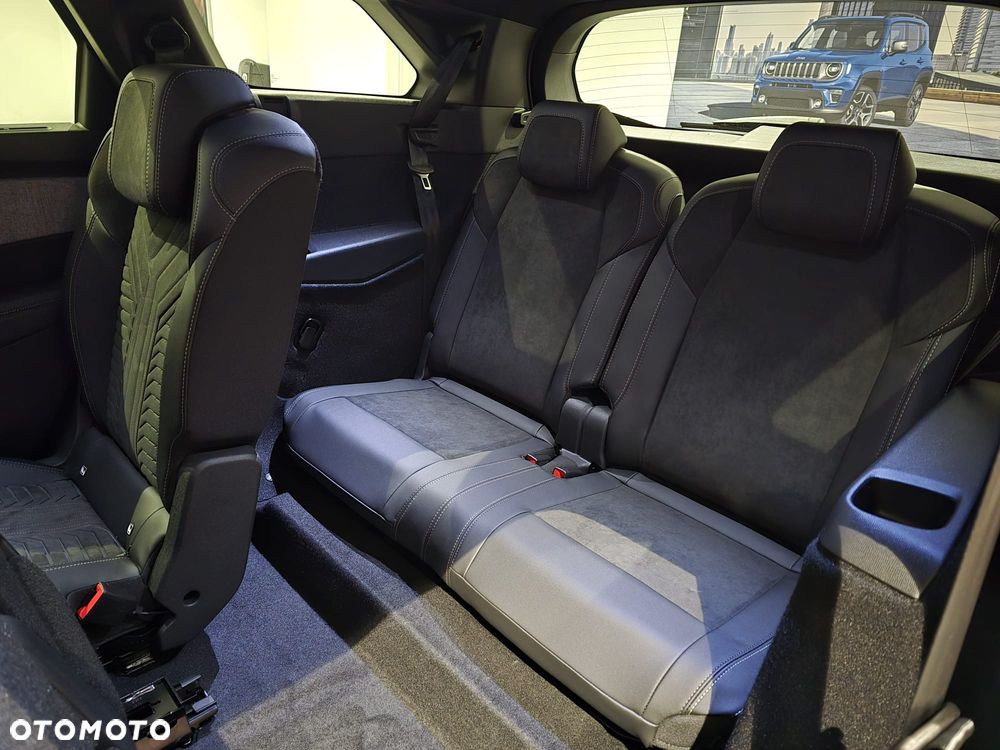 Peugeot 5008 1.2 PureTech mHEV GT S&S e-DCS6 - 12