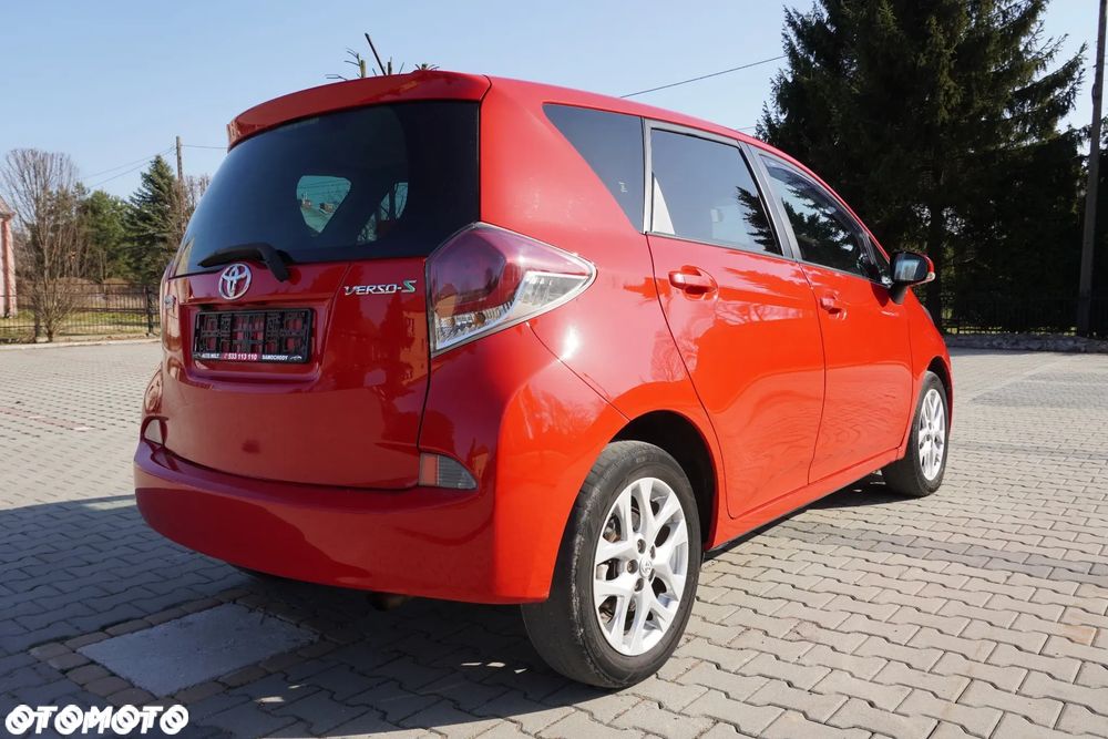 Toyota Verso S - 15