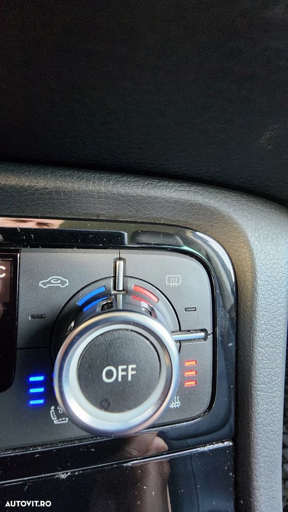 Volkswagen Touareg 3.0 V6 TDI BMT - 7