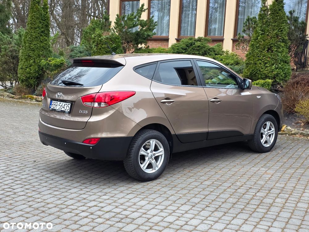 Hyundai ix35 - 12