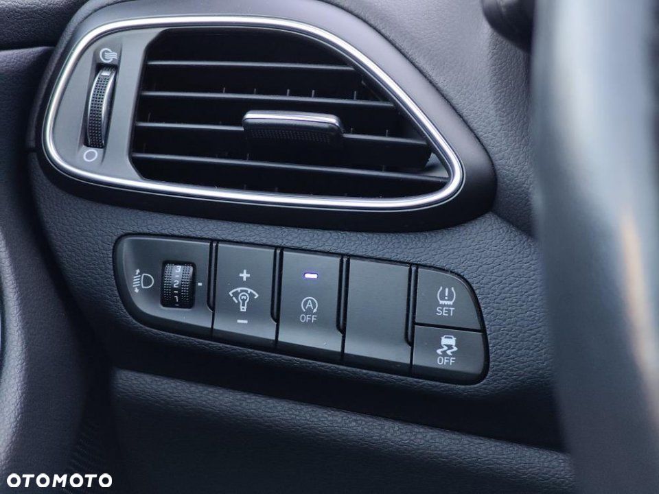 Hyundai i30 - 18