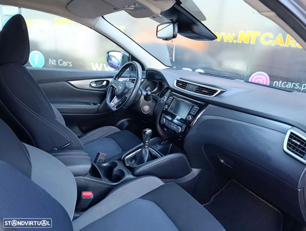 Nissan Qashqai 1.5 dCi N-Connecta J18 - 16