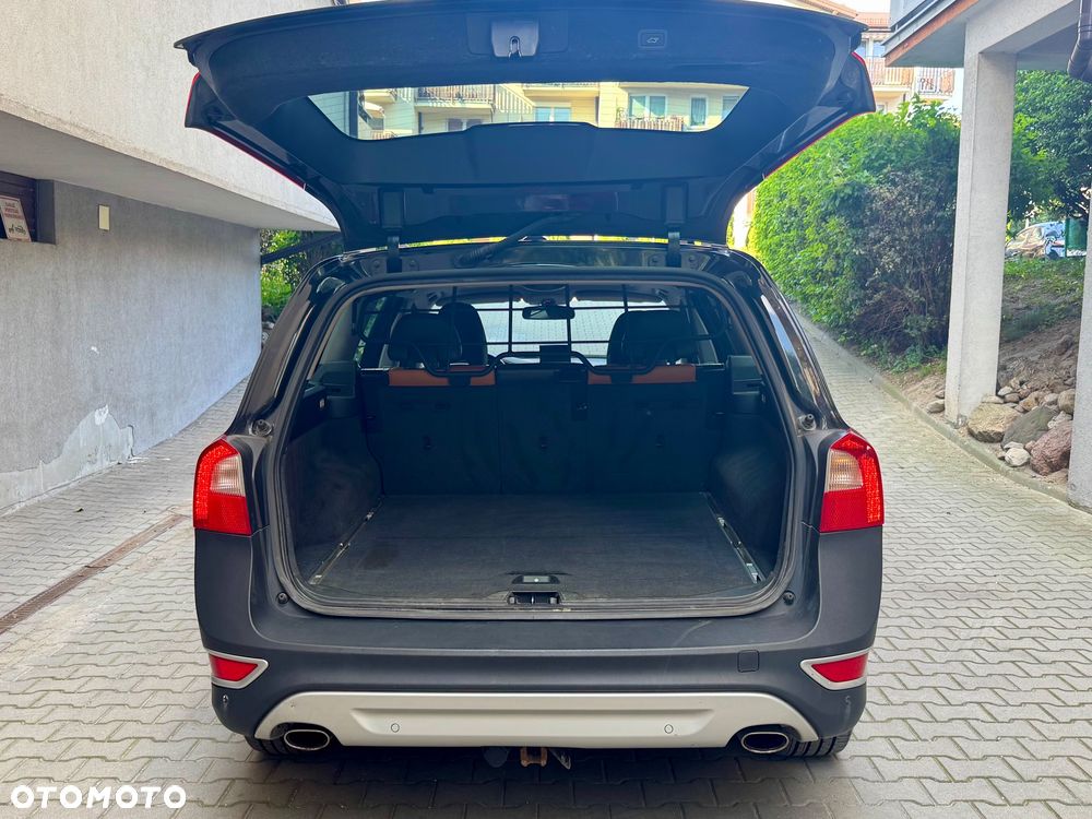 Volvo XC 70 - 36