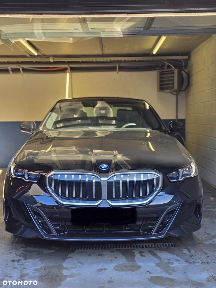 BMW Seria 5 - 1