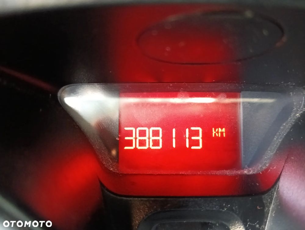 Ford Fiesta - 7