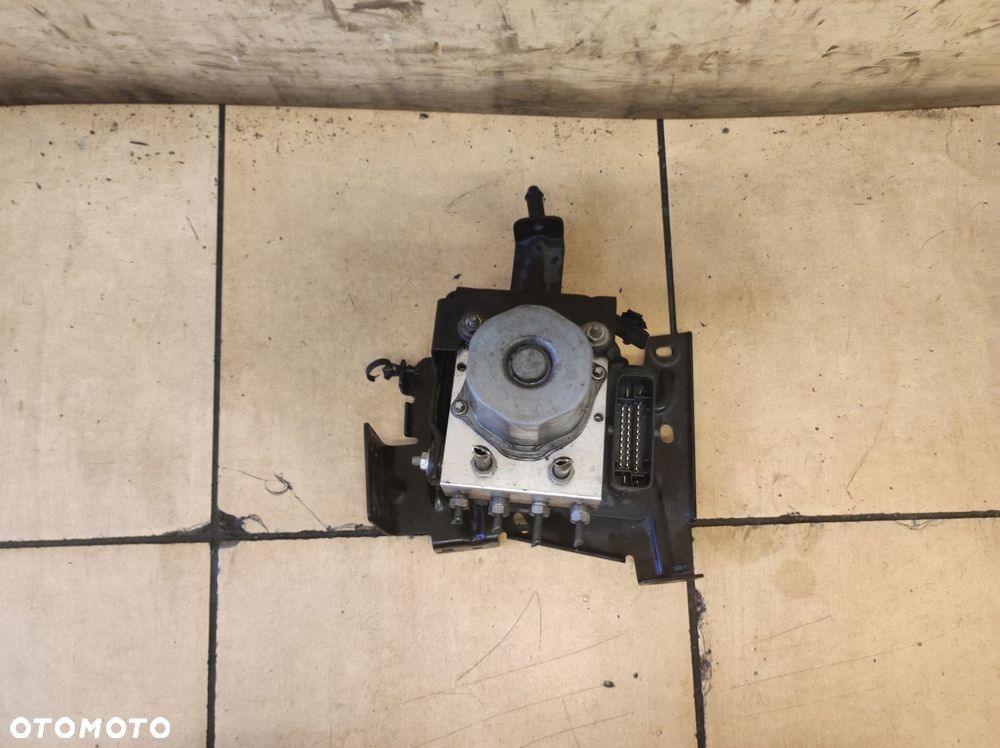 poma abs transit custom - 1