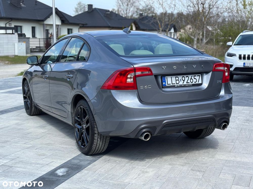 Volvo S60 - 7