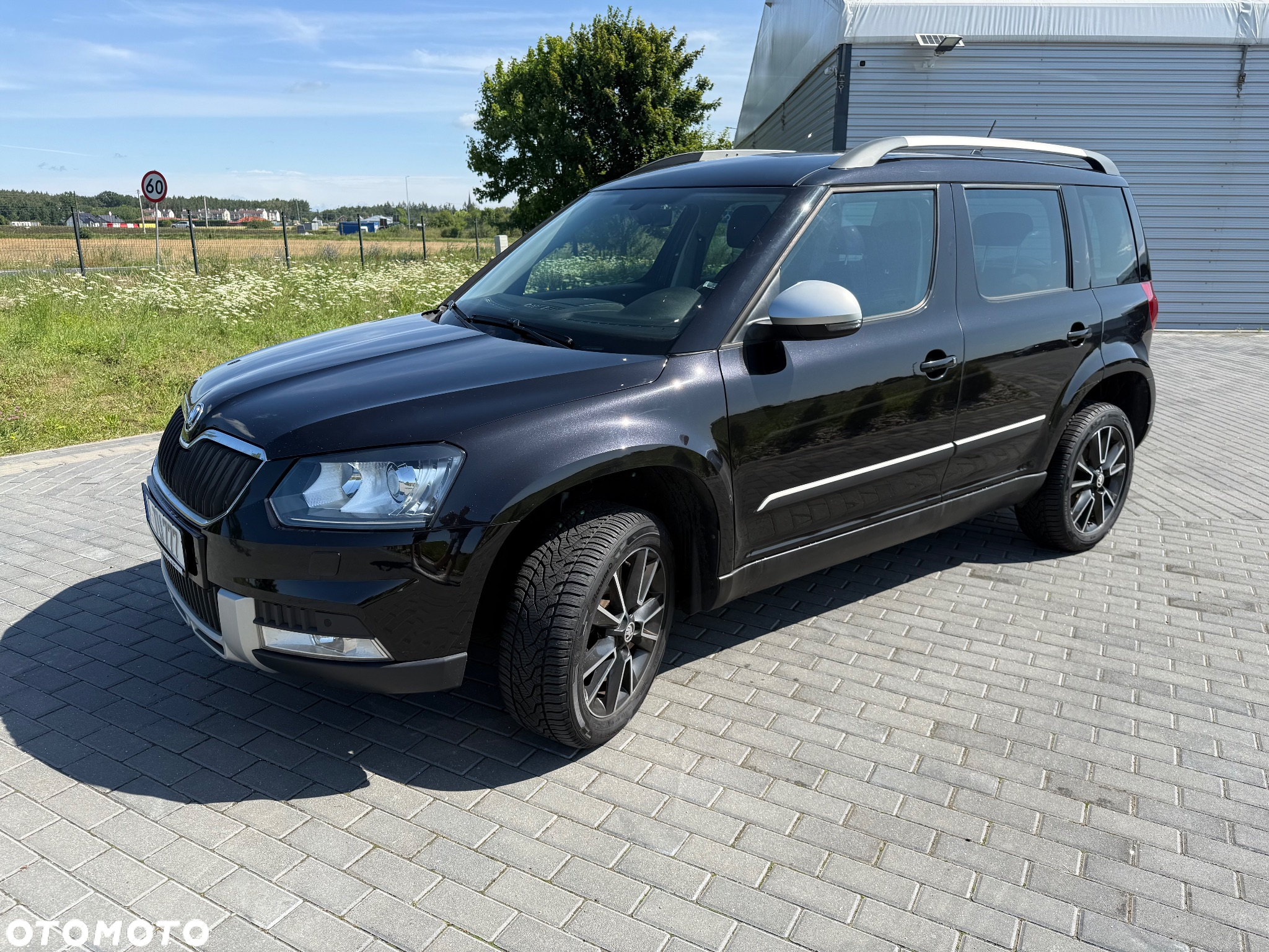 Skoda Yeti Outdoor 2.0 TDI 4x4 DSG Adventure - 8