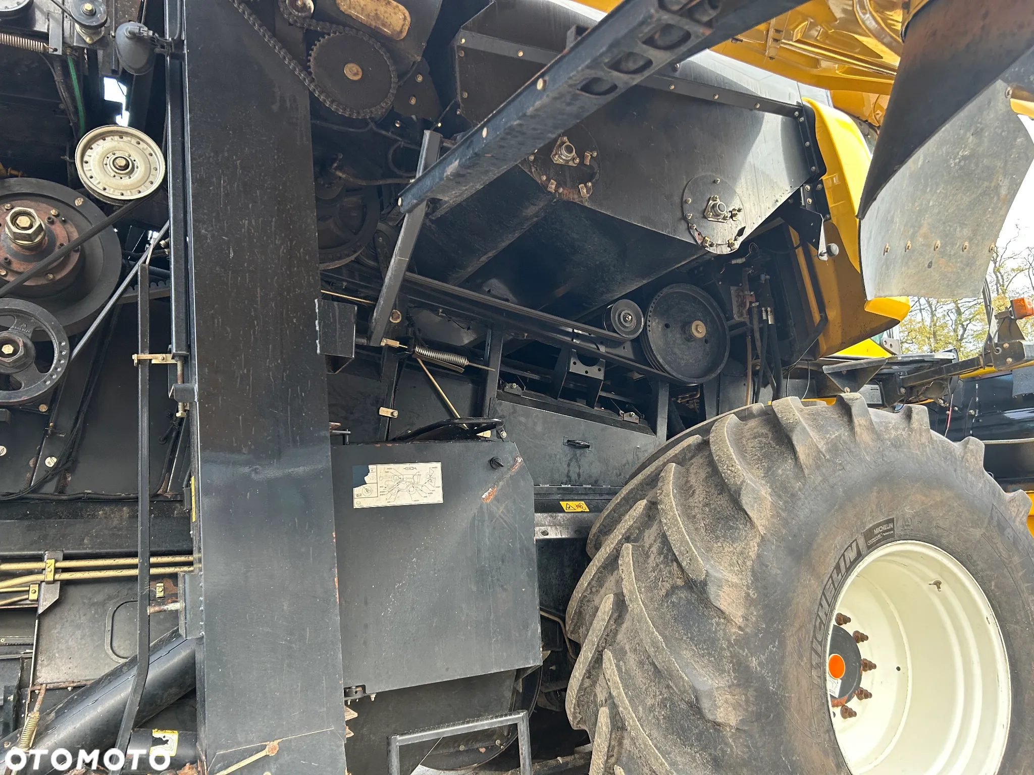 New Holland CR9070 ELEVATION - 18