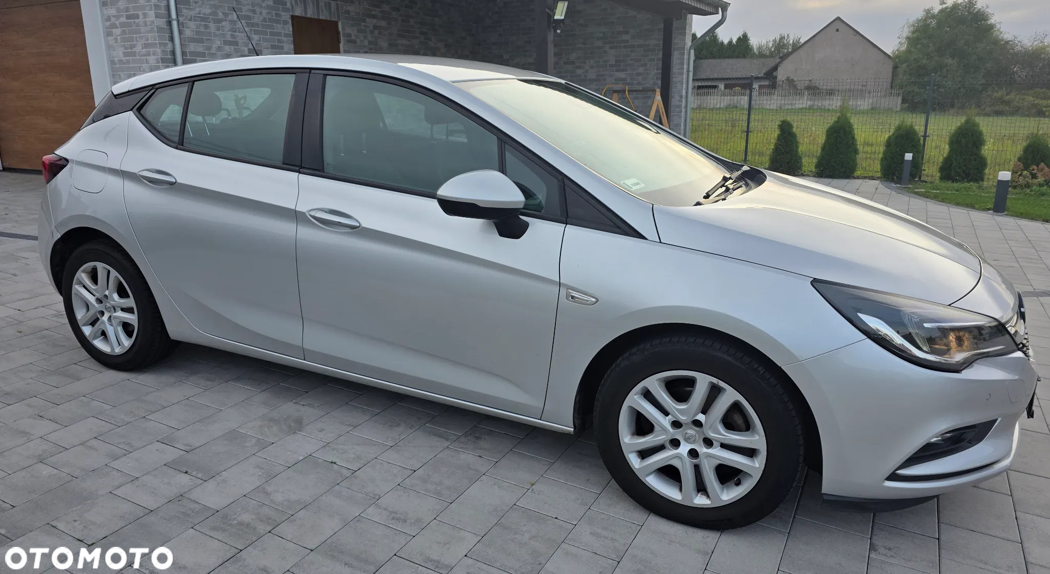 Opel Astra V 1.4 T Enjoy S&S - 3