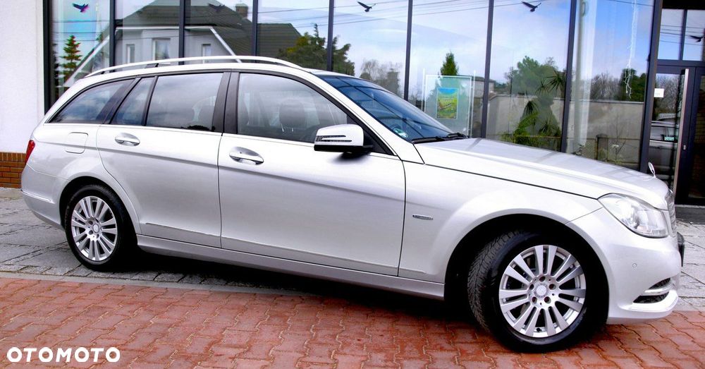 Mercedes-Benz Klasa C 200 (BlueEFFICIENCY) 7G-TRONIC Elegance - 30