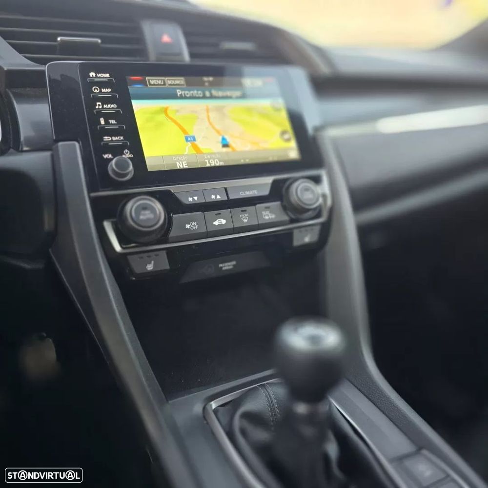 Honda Civic 1.0 i-VTEC Elegance - 20