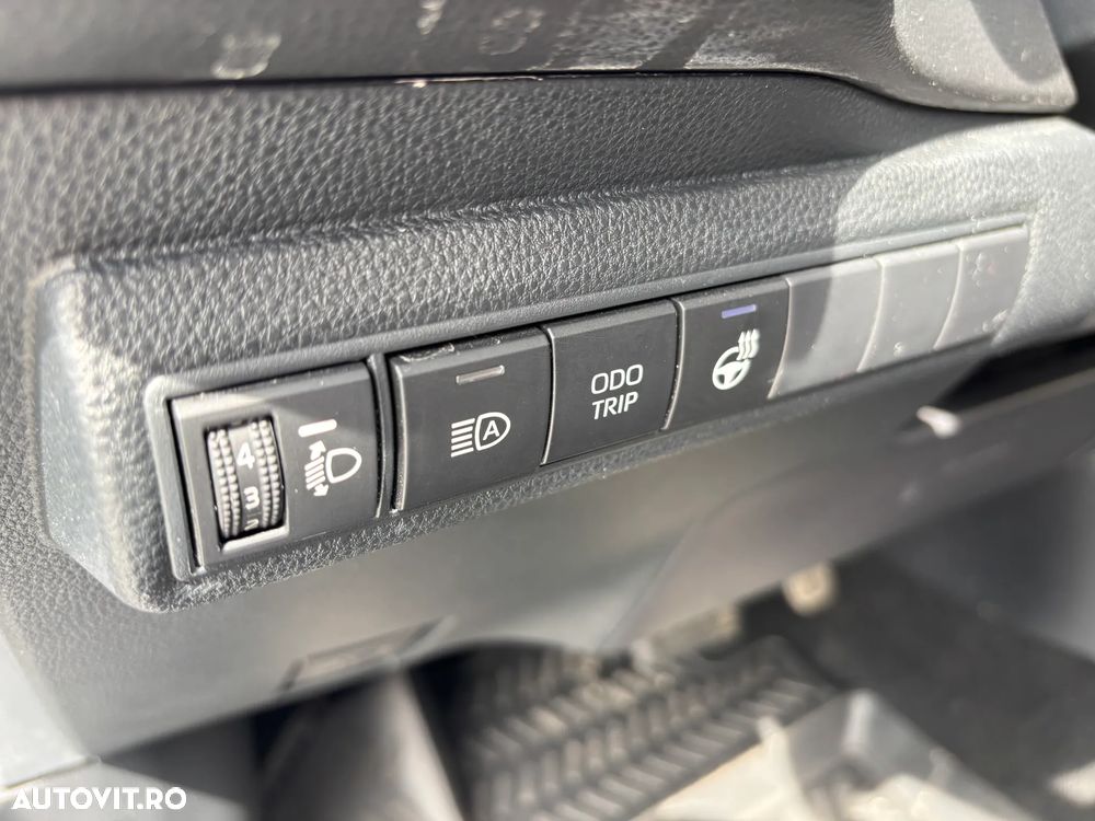 Toyota Corolla Sedan 1.5 TNGA CVT Business - 23